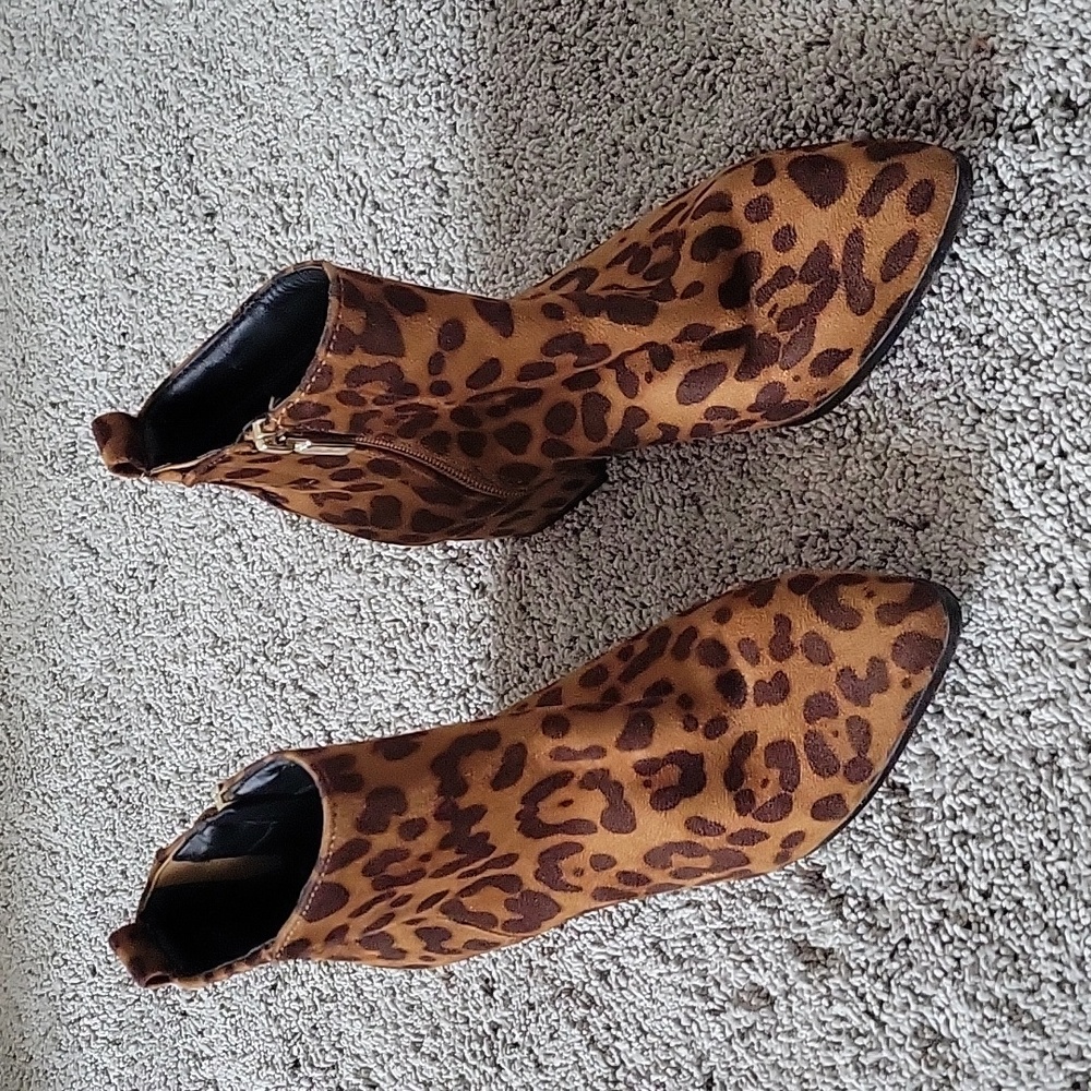 A New Day Women's 2-Inch Cheetah Print Heeled Boots, Size 6